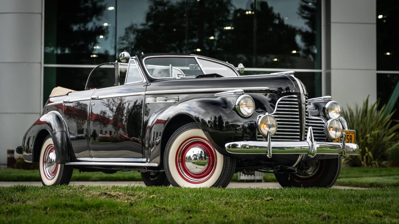 1940 Buick Super - Image 8 of 31