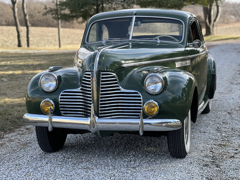 1940 Buick Super - Image 2 of 31