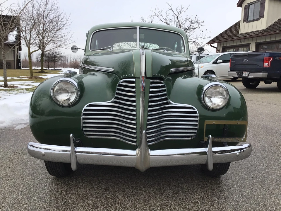 1940 Buick Super - Image 3 of 31