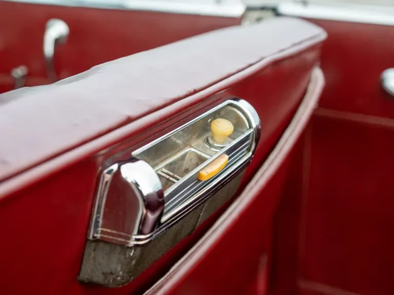 1940 Buick Century - Image 21 of 31