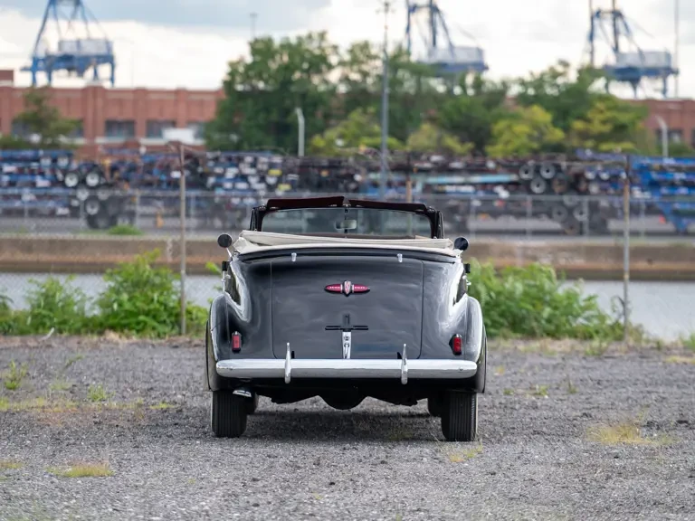 1940 Buick Century - Image 25 of 31