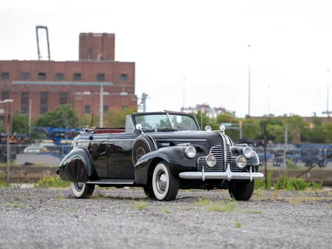 1940 Buick Series 60 Century Convertible Phaeton