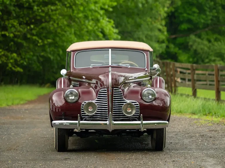 1940 Buick Roadmaster - Image 10 of 31
