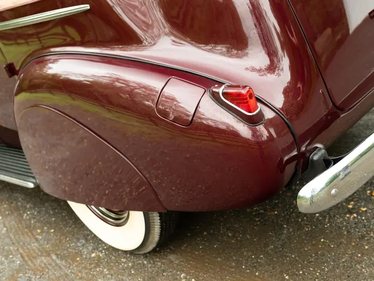 1940 Buick Roadmaster - Image 22 of 31