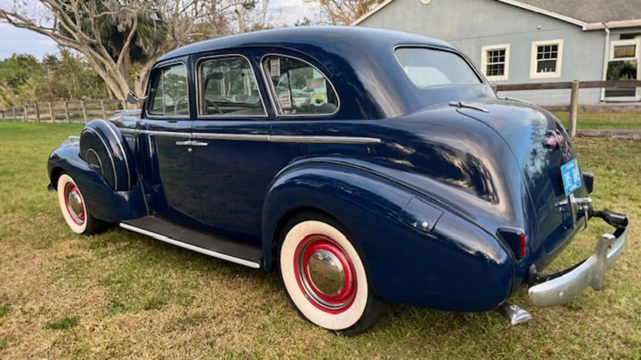 1940 Buick Super - Image 2 of 8