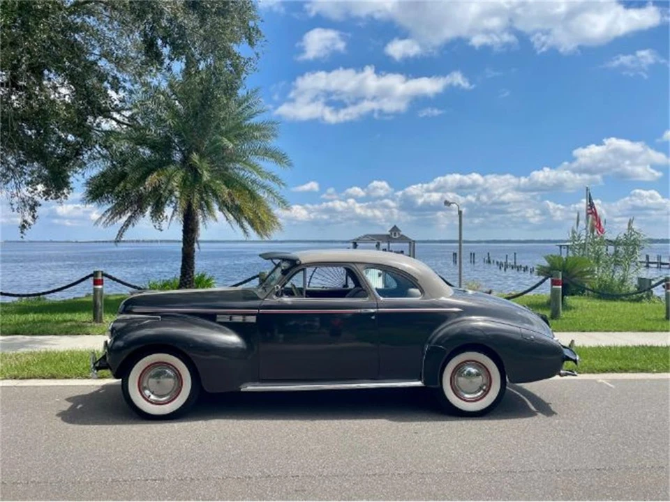 1940 Buick Super - Image 12 of 24