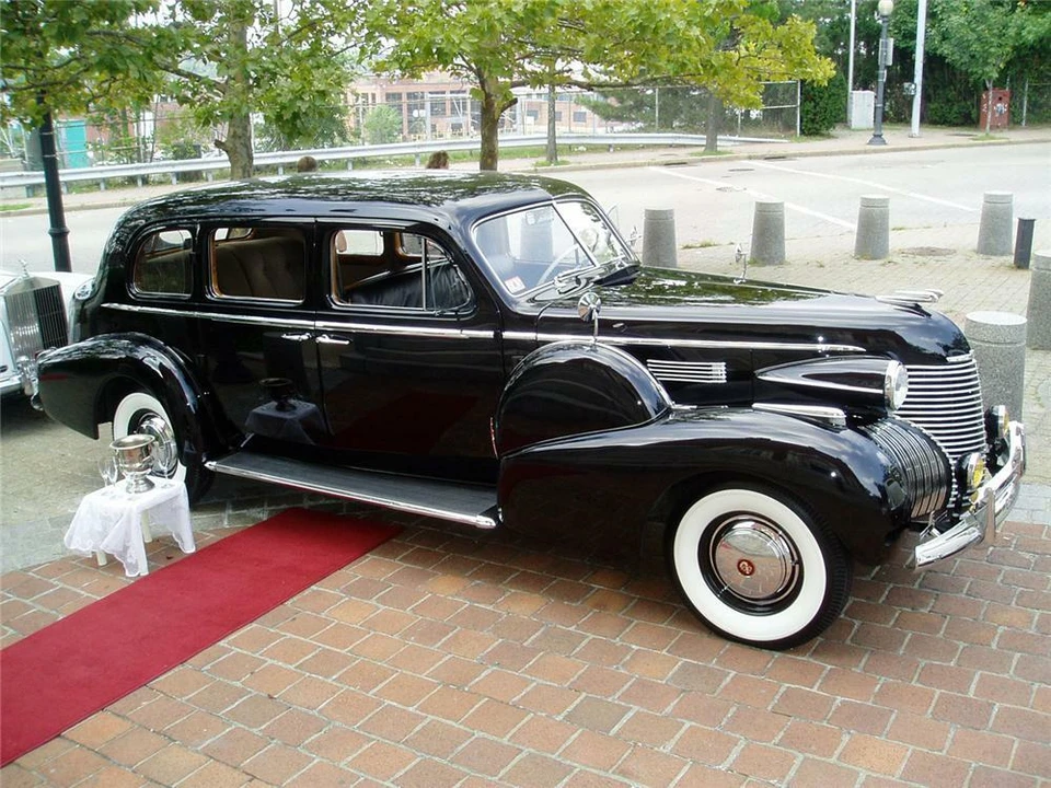 1940 Cadillac Series 70 & 75 - Image 2 of 5