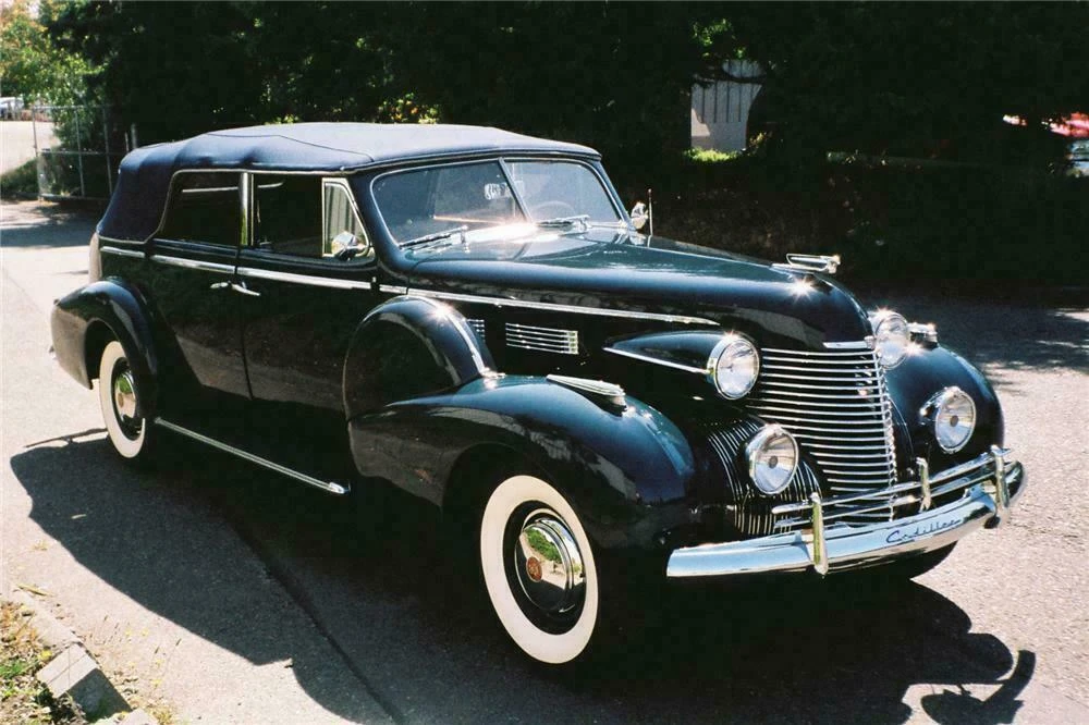 1940 Cadillac Series 70 & 75 - Image 2 of 4