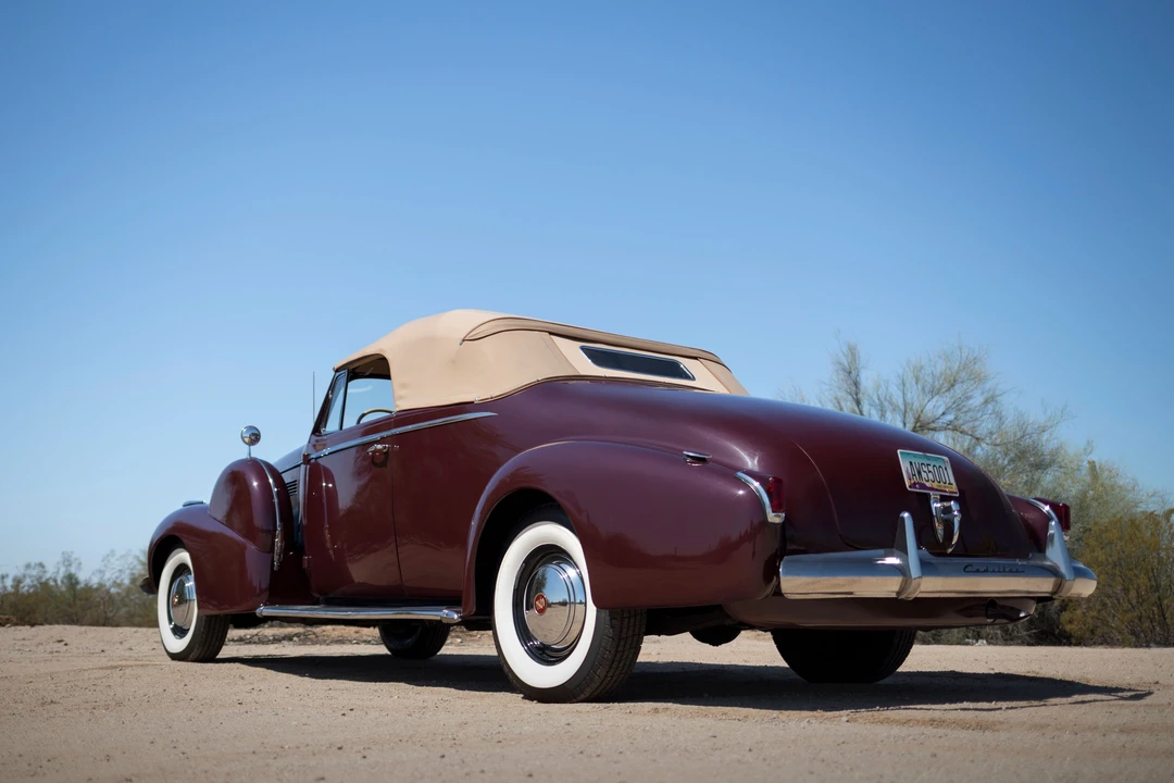 1940 Cadillac Series 70 & 75 - Image 26 of 31