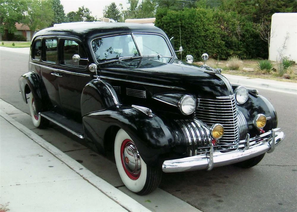 1940 Cadillac Series 70 & 75 - Image 2 of 5