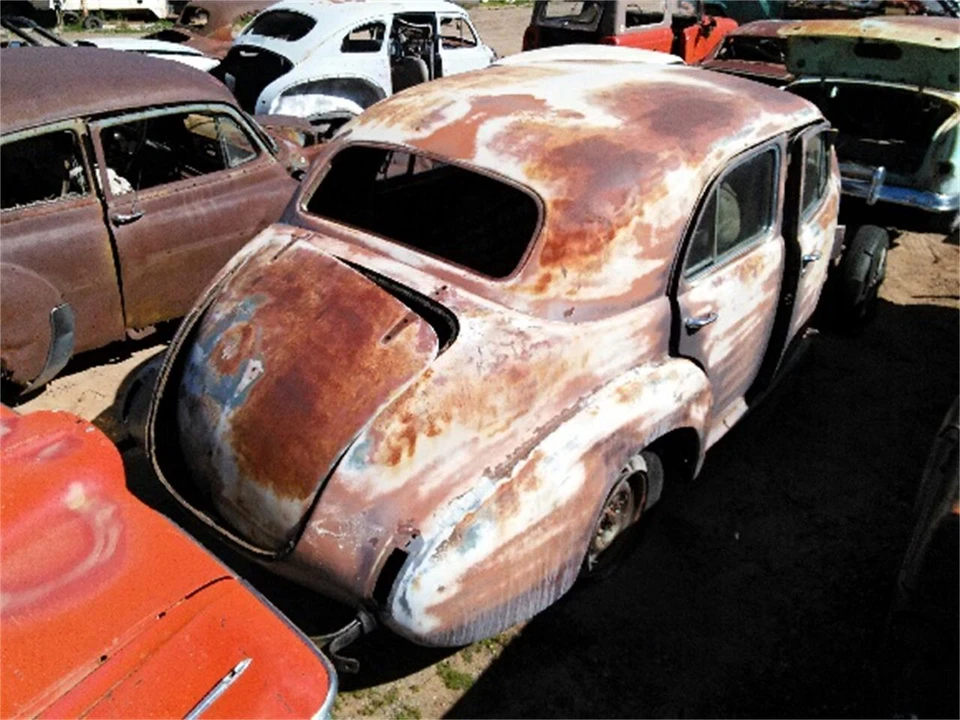 1940 Cadillac Series 62 1st Gen - Image 2 of 2
