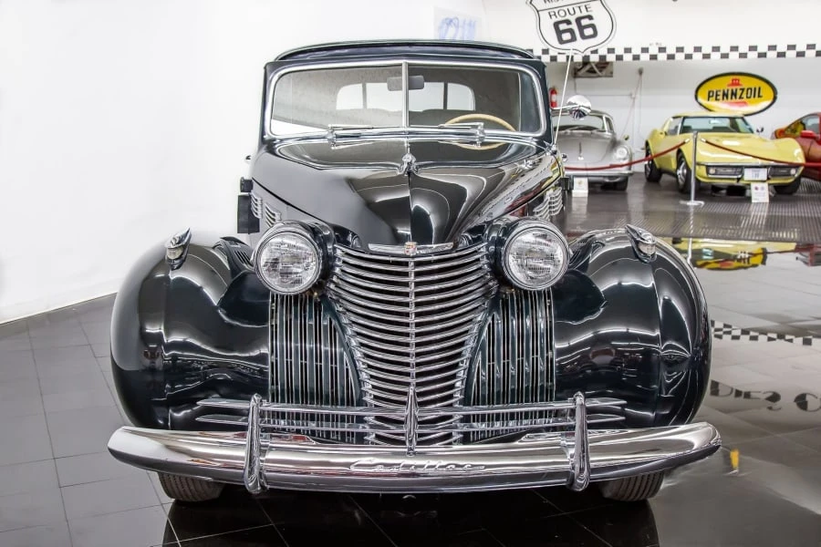 1940 Cadillac Sixty Special - Image 3 of 31