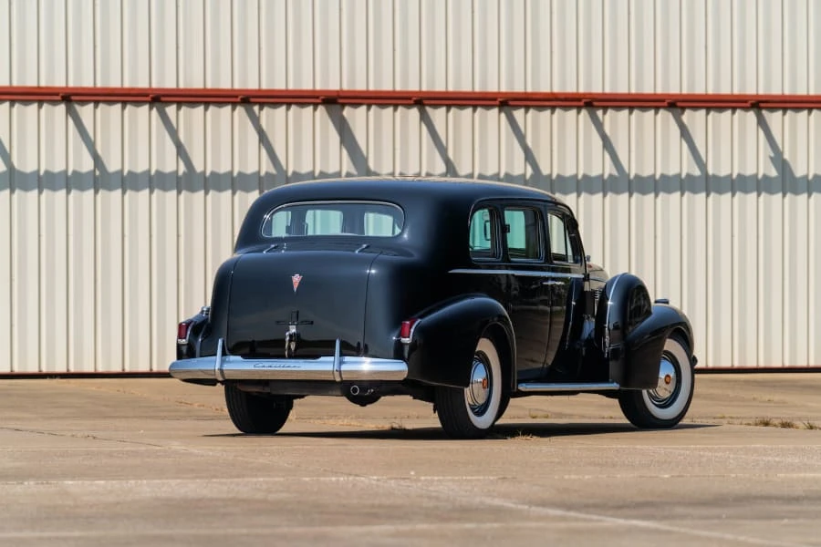 1940 Cadillac Series 70 & 75 - Image 3 of 27