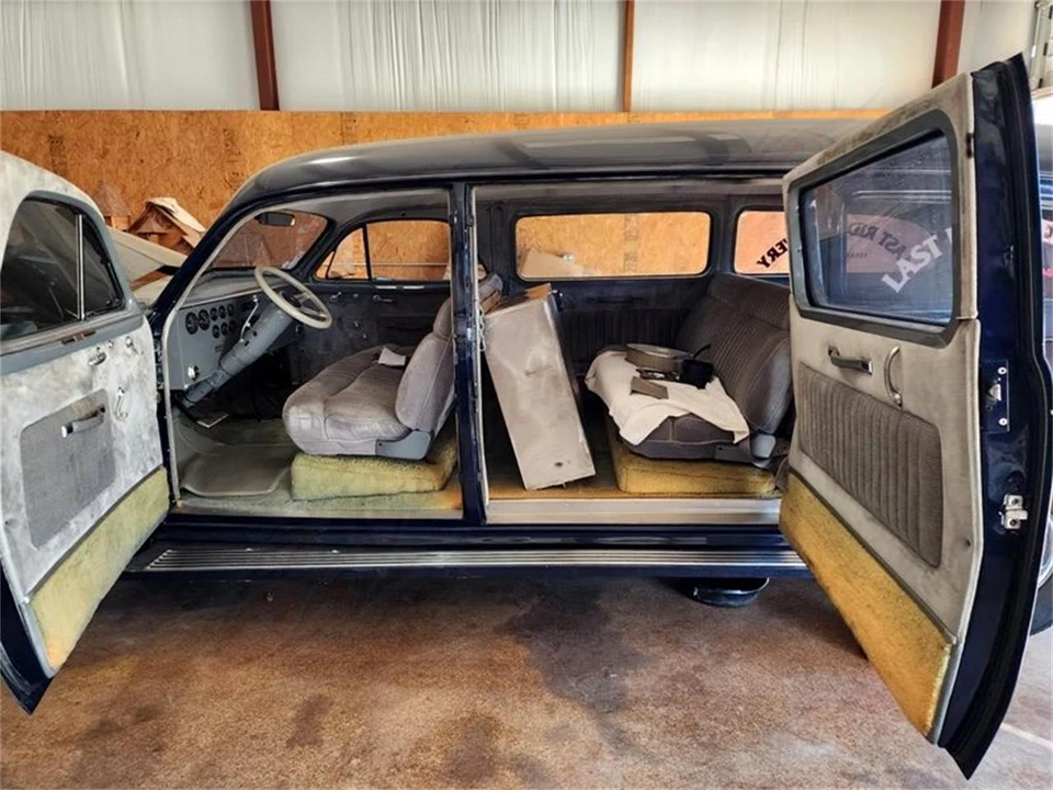 1940 Cadillac Series 62 1st Gen - Image 3 of 12