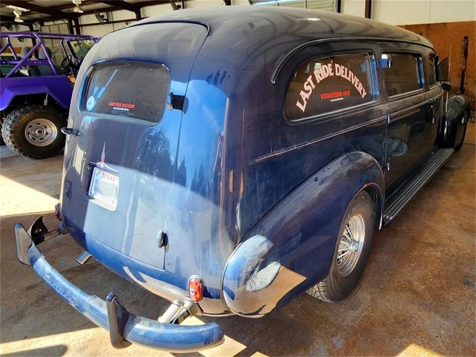 1940 Cadillac Series 62 1st Gen - Image 5 of 12