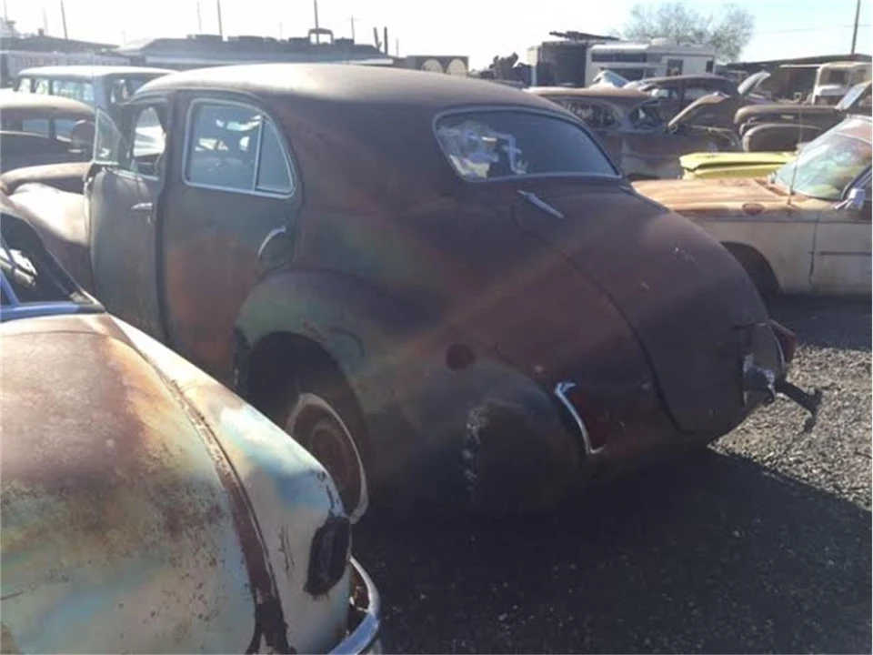 1940 Cadillac Series 62 1st Gen - Image 4 of 4