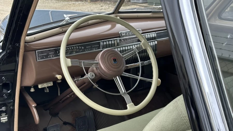 1940 Cadillac - Image 11 of 25