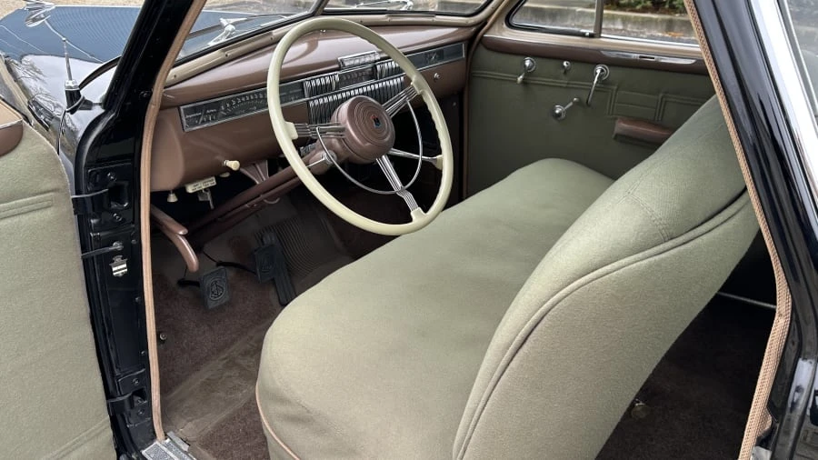 1940 Cadillac - Image 15 of 25