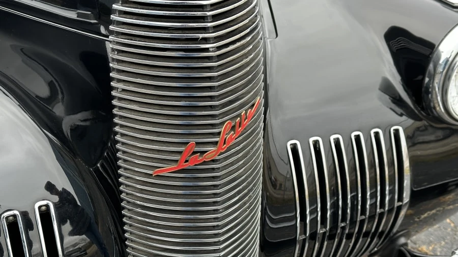 1940 Cadillac - Image 10 of 25