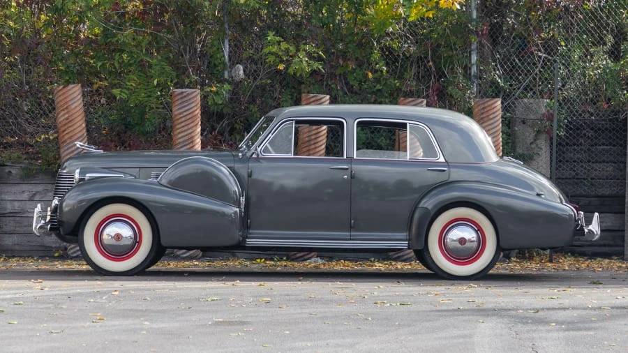 1940 Cadillac Series 60 - Image 2 of 15