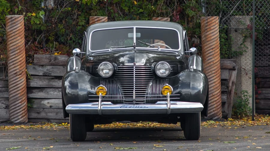 1940 Cadillac Series 60 - Image 14 of 15