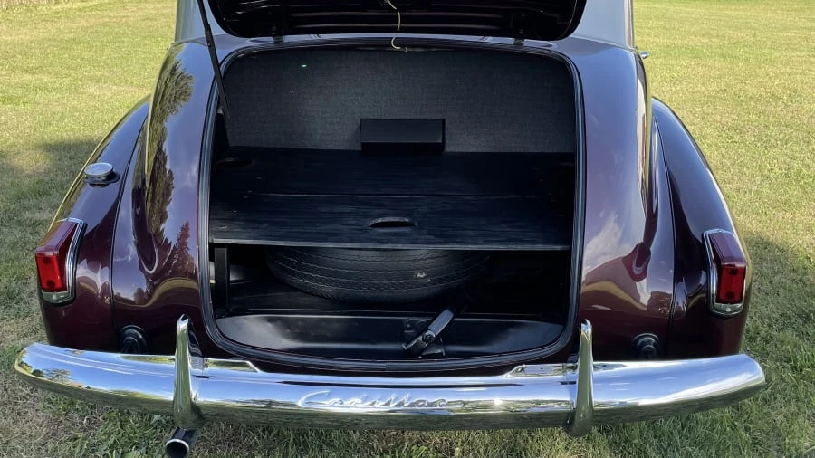 1940 Cadillac Series 60 - Image 14 of 20