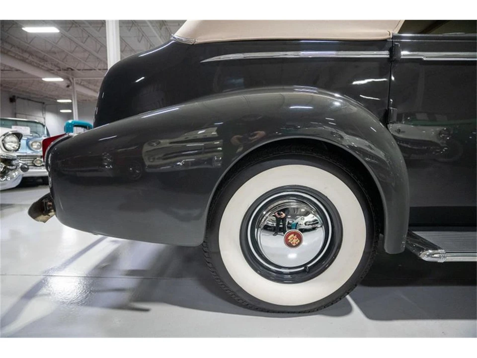 1940 Cadillac Series 62 1st Gen - Image 24 of 31