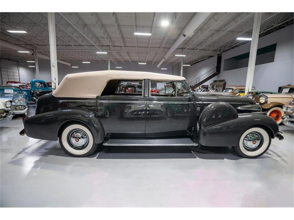1940 Cadillac Series 62 1st Gen - Image 15 of 31