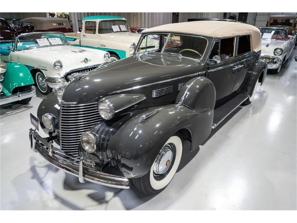 1940 Cadillac Series 62 1st Gen - Image 4 of 31