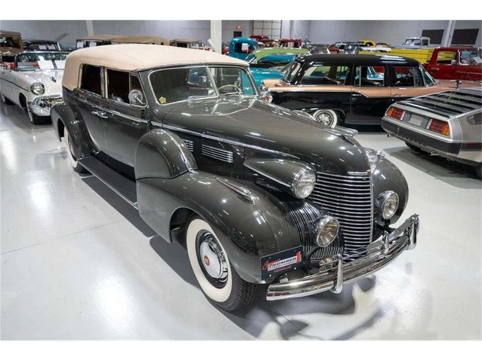 1940 Cadillac Series 62 1st Gen - Image 6 of 31