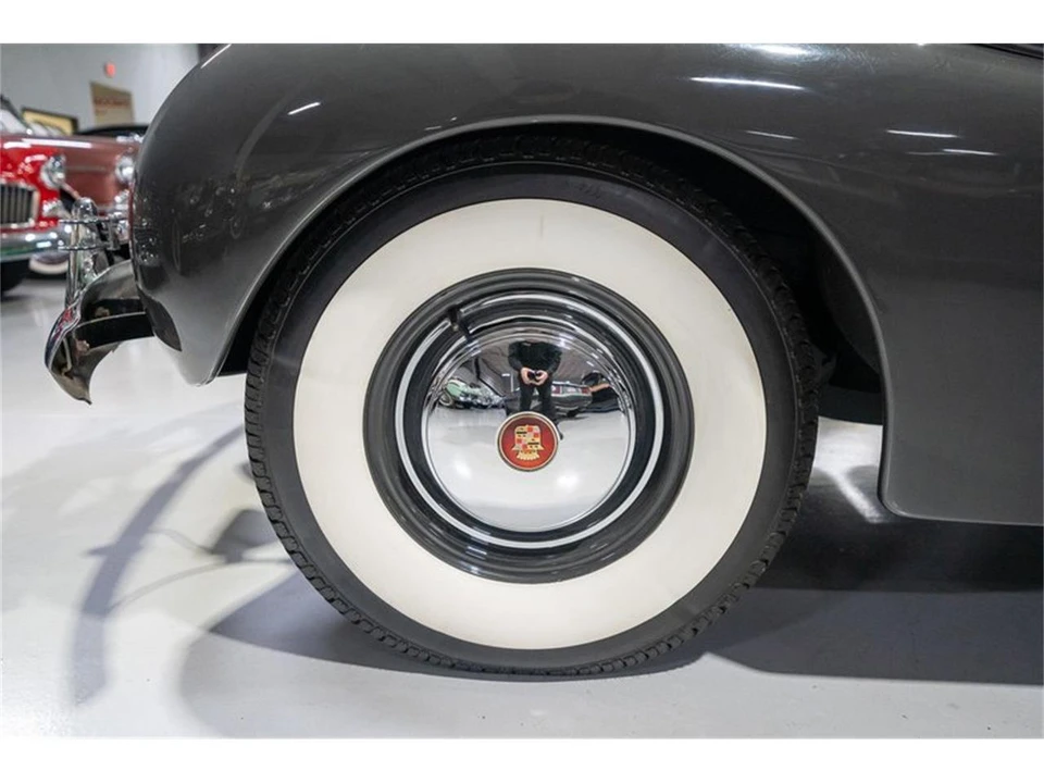 1940 Cadillac Series 62 1st Gen - Image 21 of 31