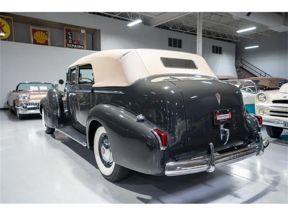 1940 Cadillac Series 62 1st Gen - Image 18 of 31