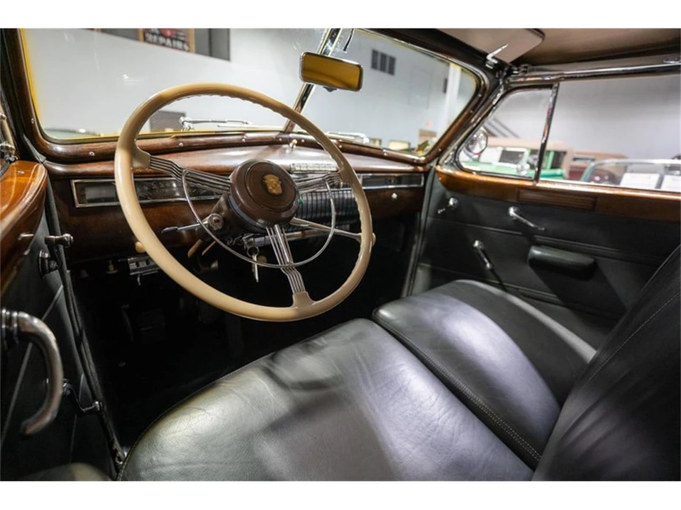 1940 Cadillac Series 62 1st Gen - Image 2 of 31