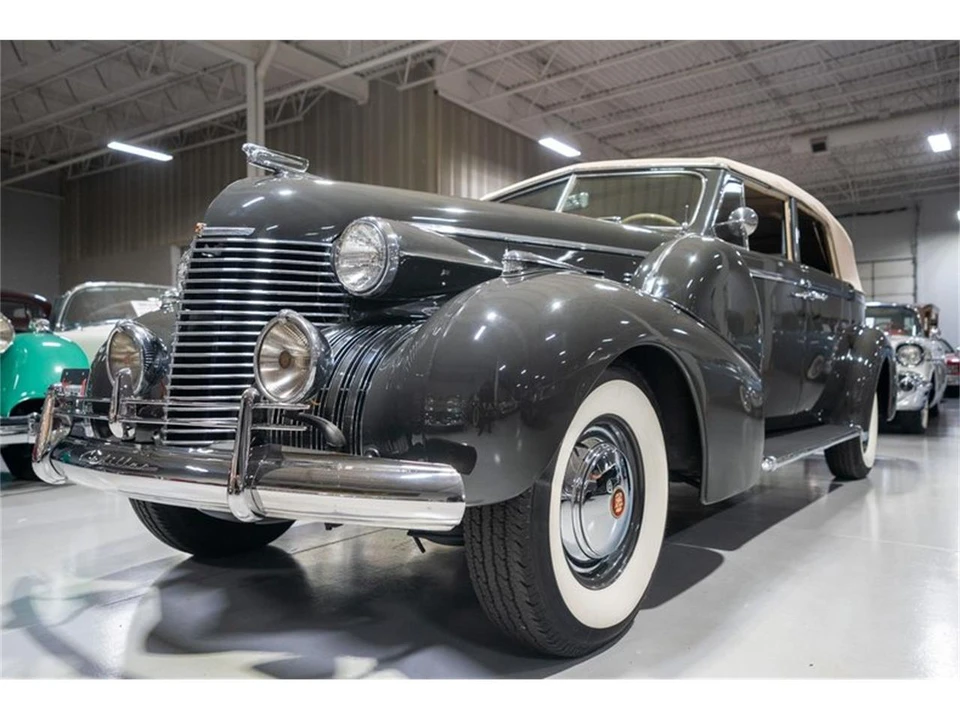 1940 Cadillac Series 62 1st Gen - Image 28 of 31