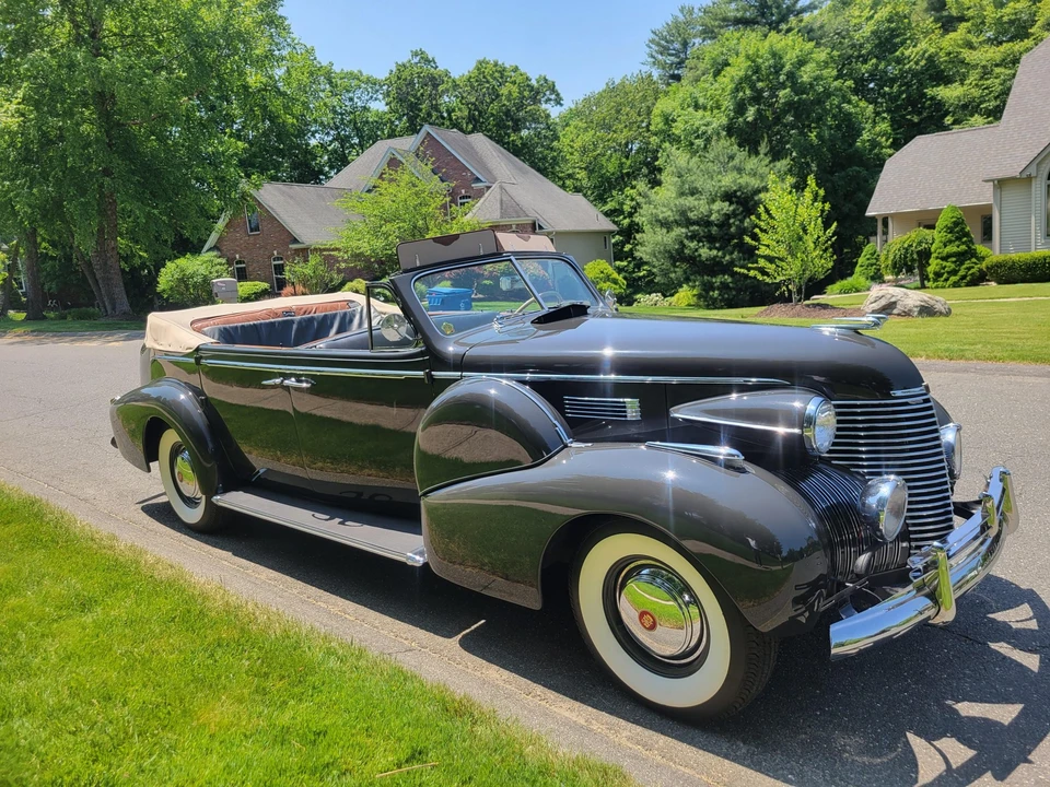 1940 Cadillac Series 70 & 75 - Image 26 of 31