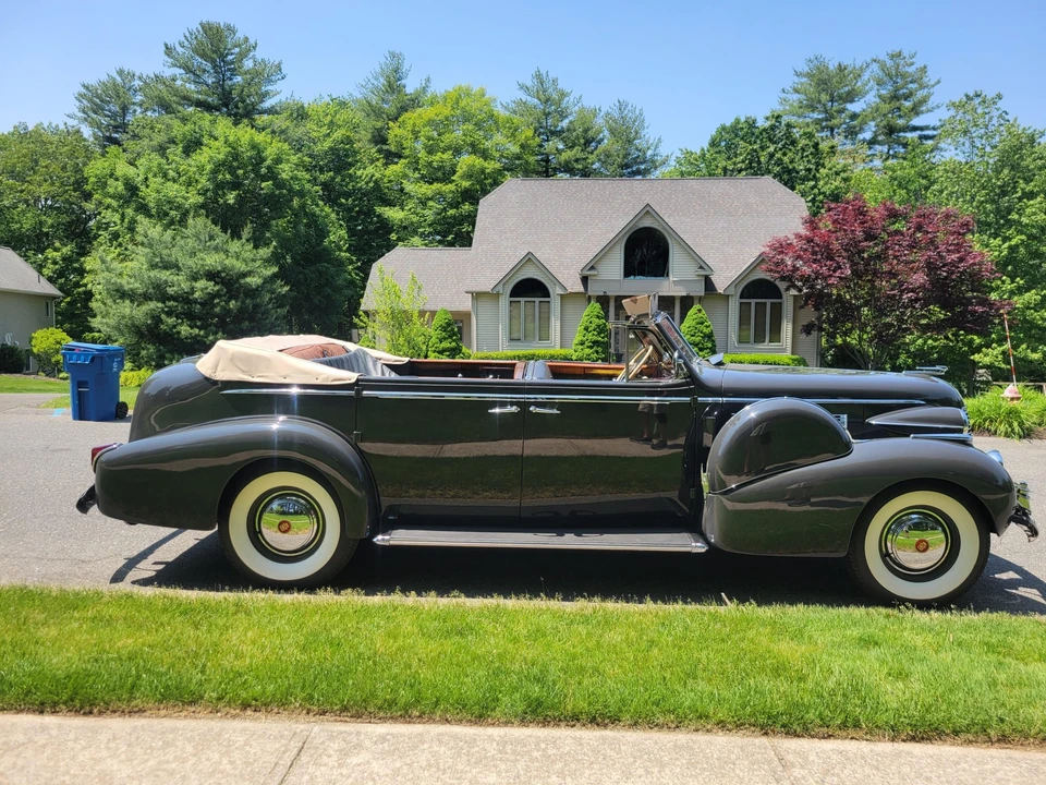 1940 Cadillac Series 70 & 75 - Image 20 of 31