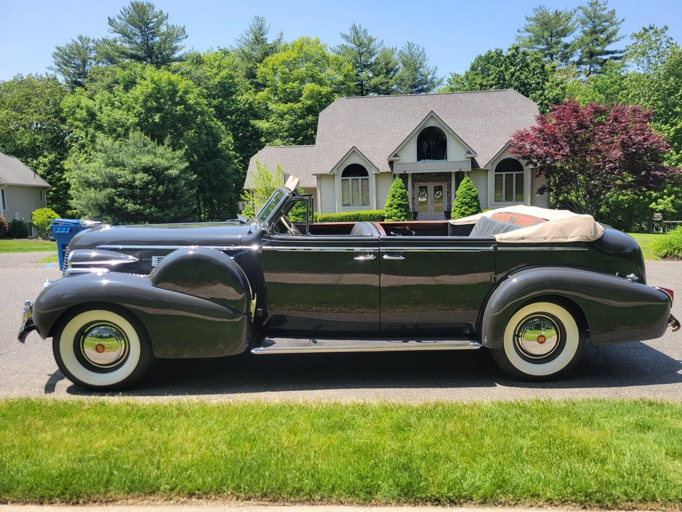 1940 Cadillac Series 70 & 75 - Image 10 of 31