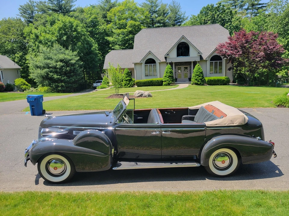 1940 Cadillac Series 70 & 75 - Image 9 of 31