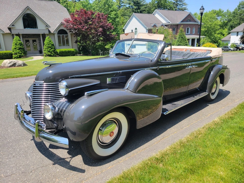 1940 Cadillac Series 70 & 75 - Image 5 of 31