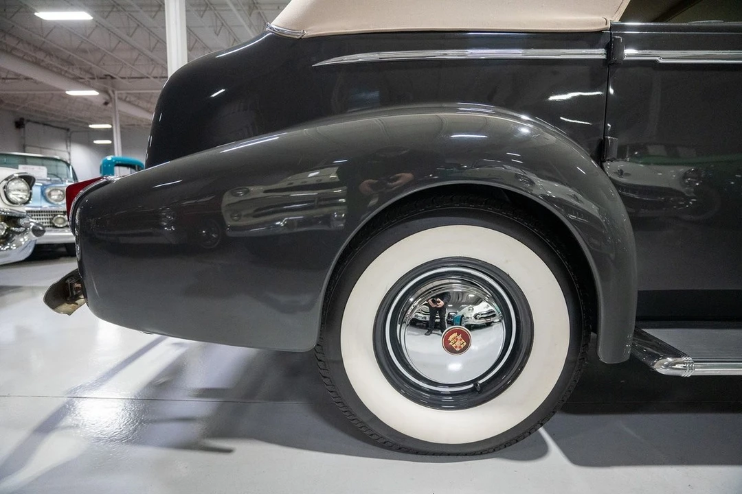 1940 Cadillac Series 62 1st Gen - Image 25 of 31