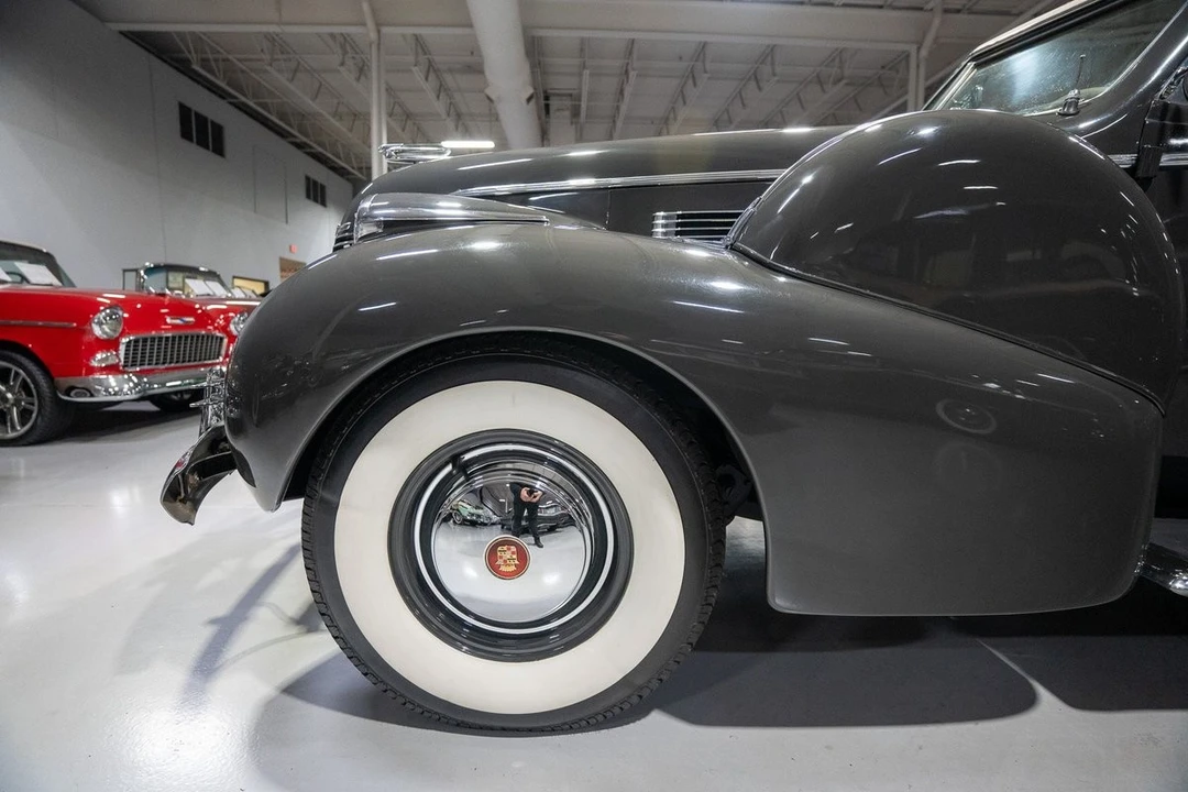 1940 Cadillac Series 70 & 75 - Image 21 of 21