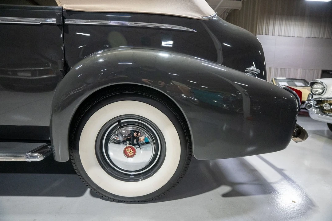 1940 Cadillac Series 62 1st Gen - Image 23 of 31
