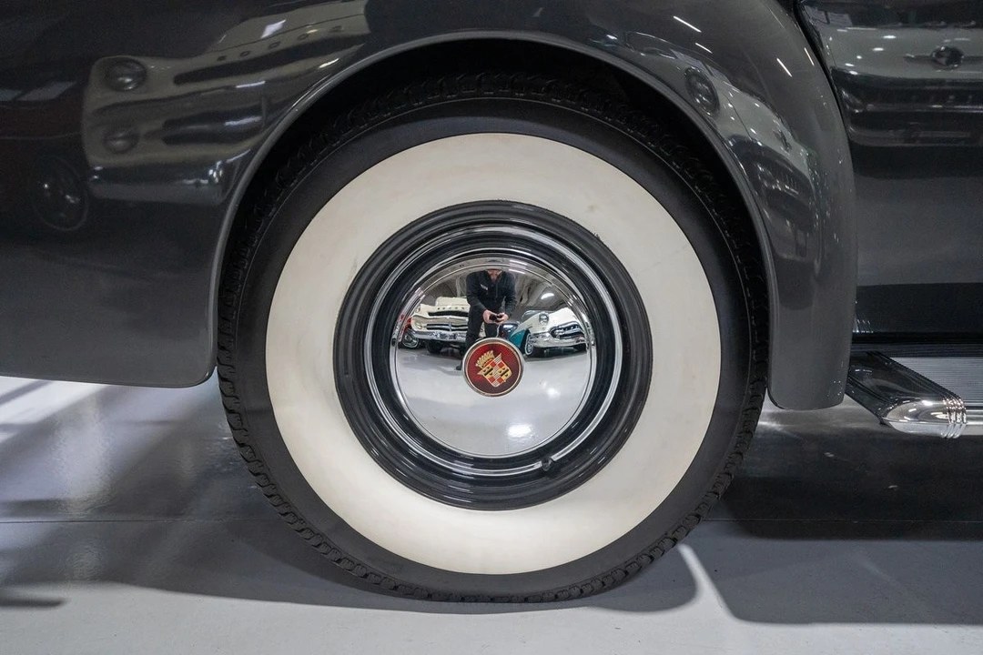 1940 Cadillac Series 62 1st Gen - Image 26 of 31