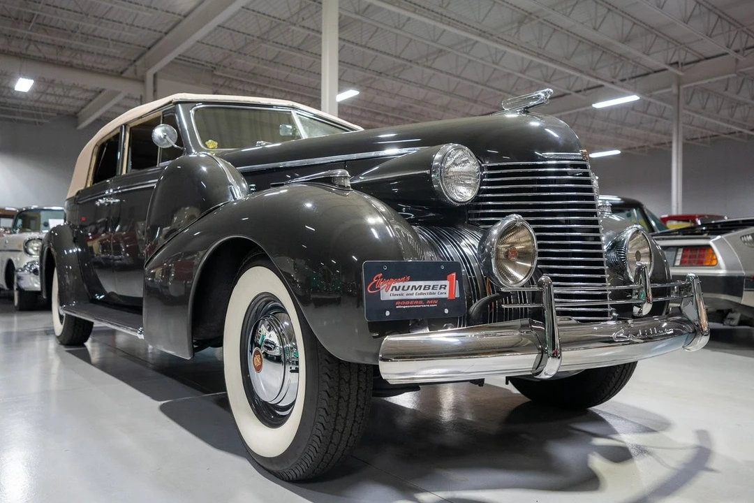 1940 Cadillac Series 62 1st Gen - Image 31 of 31