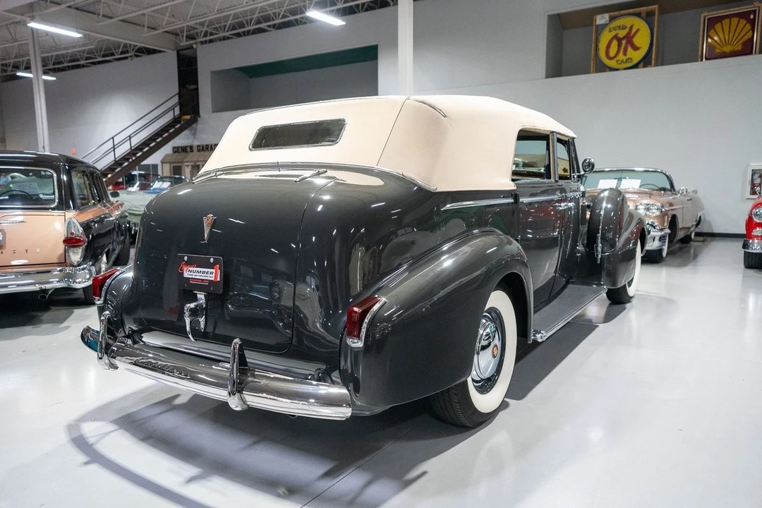 1940 Cadillac Series 62 1st Gen - Image 17 of 31