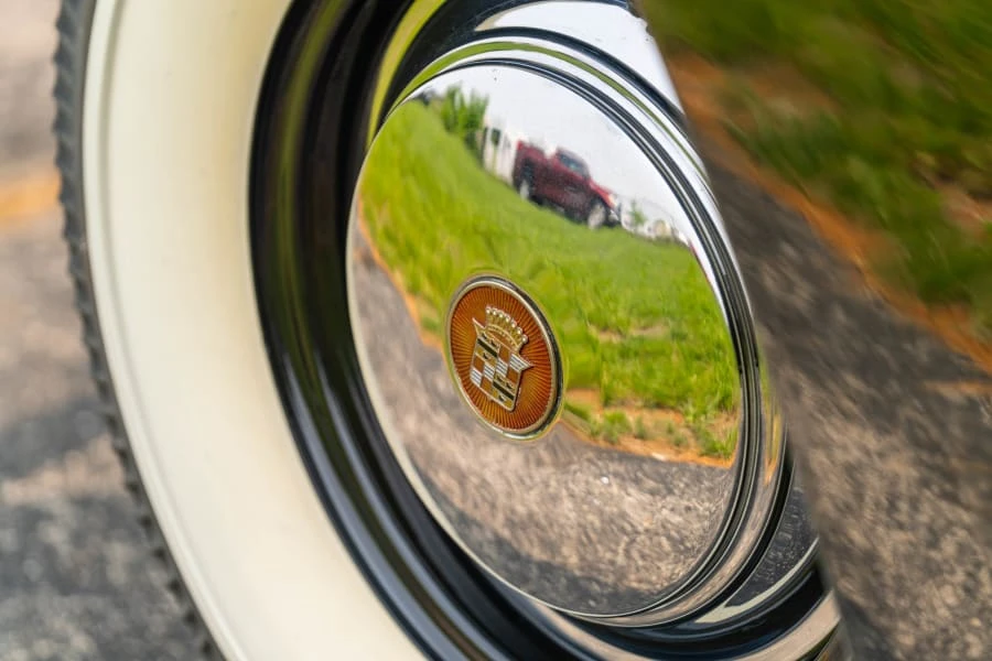 1940 Cadillac Series 70 & 75 - Image 8 of 31