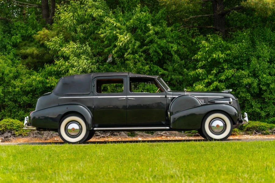 1940 Cadillac Series 70 & 75 - Image 17 of 31