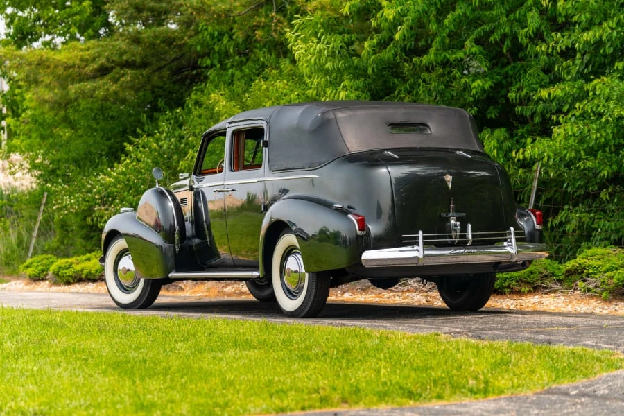 1940 Cadillac Series 70 & 75 - Image 12 of 31