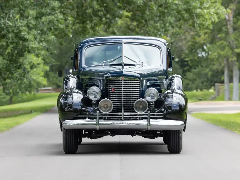 1940 Cadillac Series 70 & 75 - Image 9 of 31