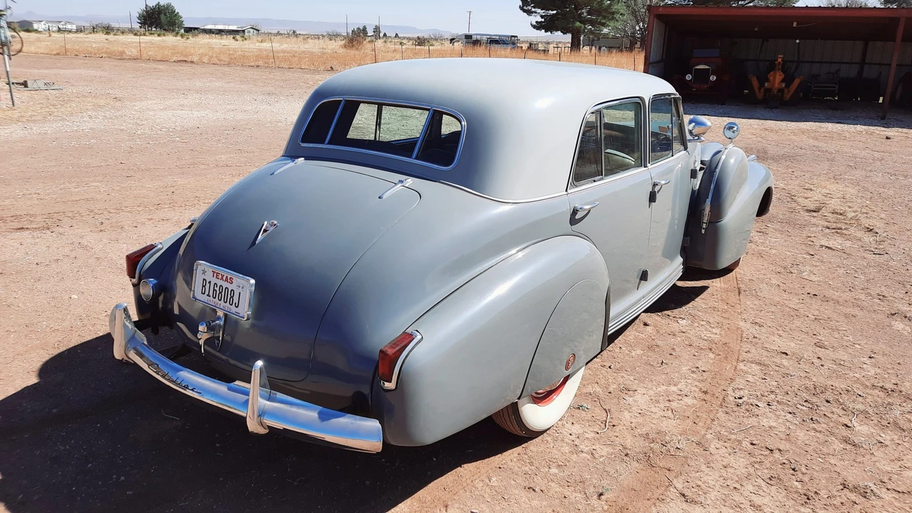 1940 Cadillac Sixty Special - Image 4 of 31